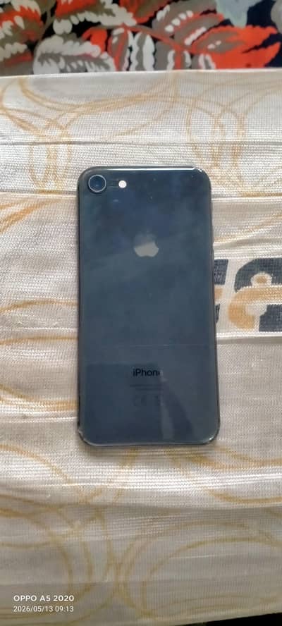 i phone 8 Full Lush Condition Non pta Battery health 76%