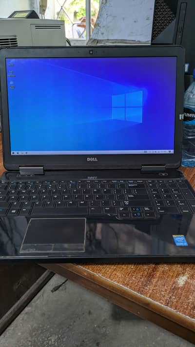 Dell Lattitude E5540