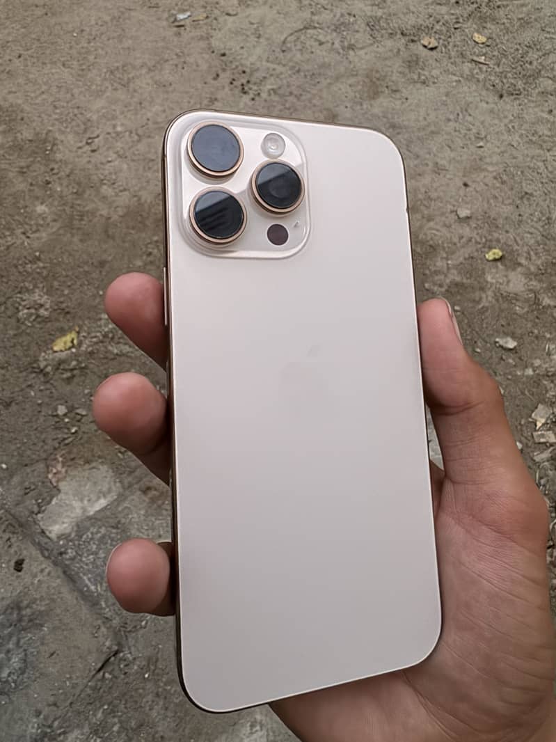 iPhone 16 pro max i cloud lock 0