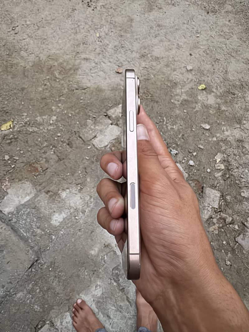 iPhone 16 pro max i cloud lock 2