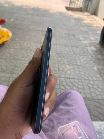 vivo Y17s