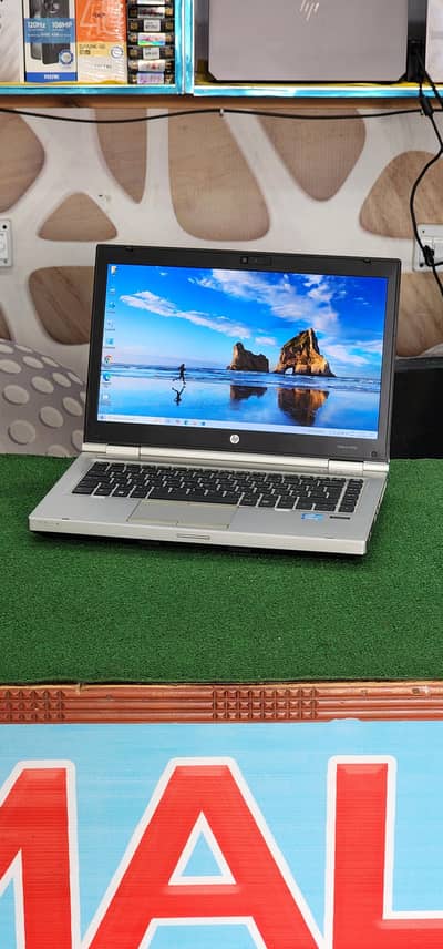 hp elitebook 8470p Core i5 3rd generation 8gb ram 128gb ssd laptop