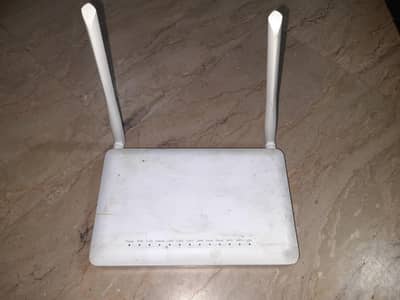Zte flash fiber router  dual band 2.4g  / 5 g