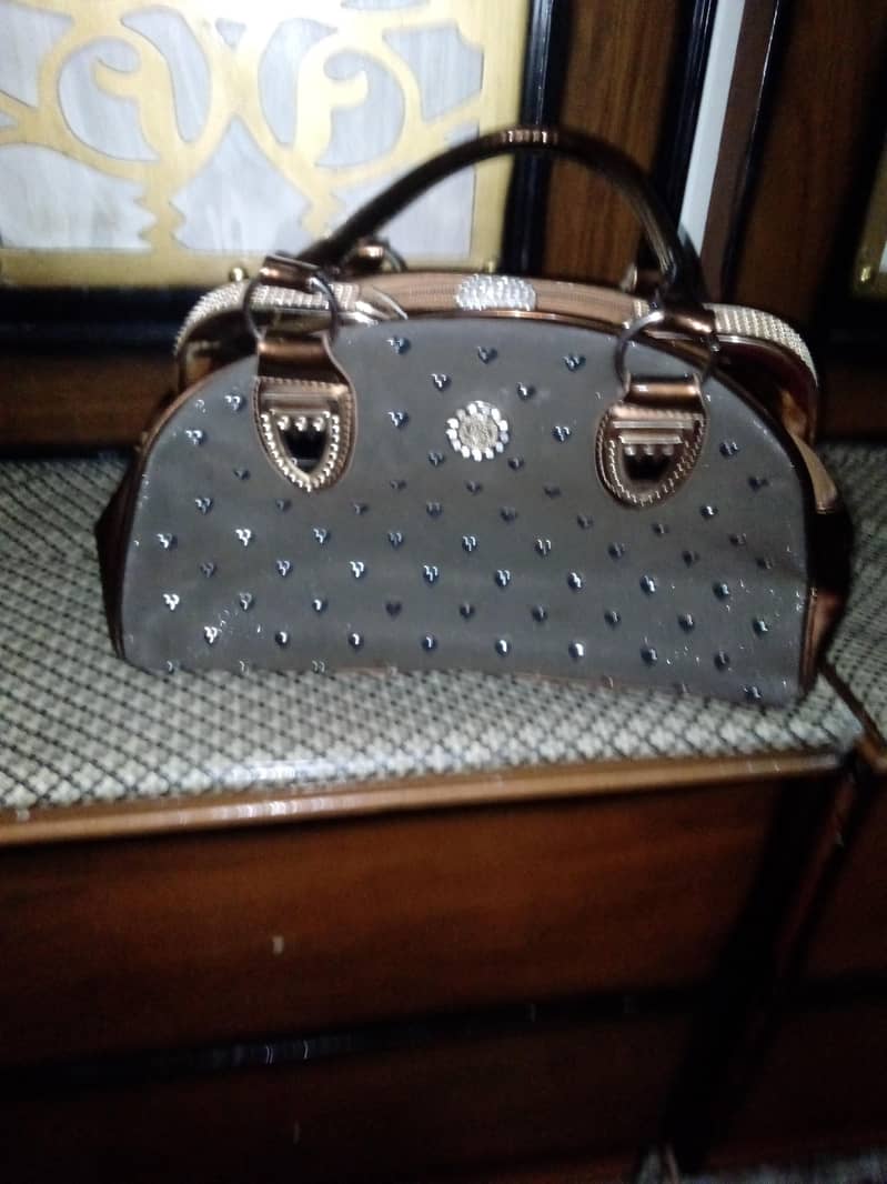hand bag 0