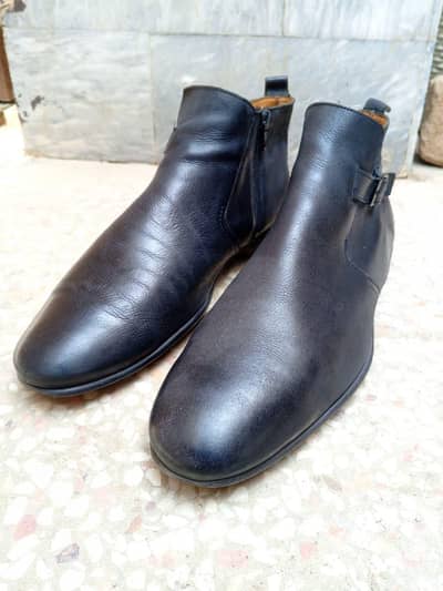 Made in Paris Chelsea black with Buckle