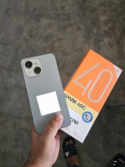 Tecno spark 40c 8/128 pta approved box charger available hay