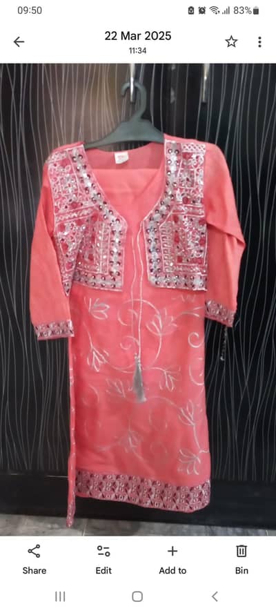 girl shalwar qameez