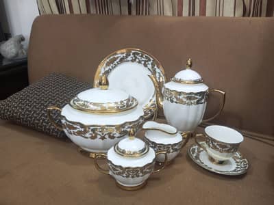 61 pieces Gold Plated Bone China Dinner Set  BoxPacked