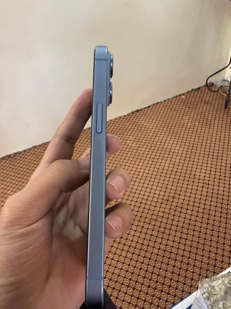iPhone 14 2