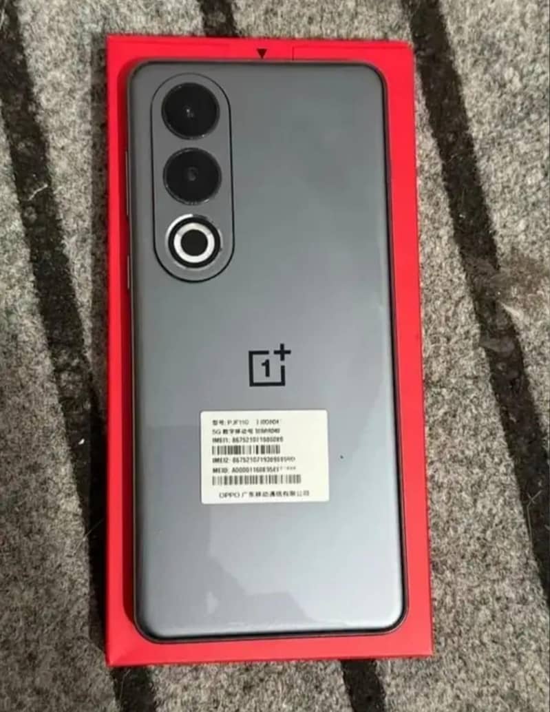 OnePlus Ace 3v 0