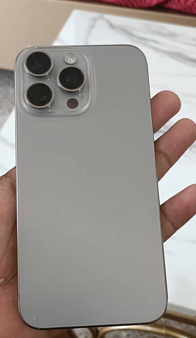 Apple iPhone 15 Pro Max