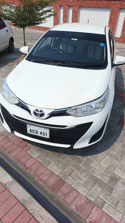 YARIS ATIV CAR 1329cc