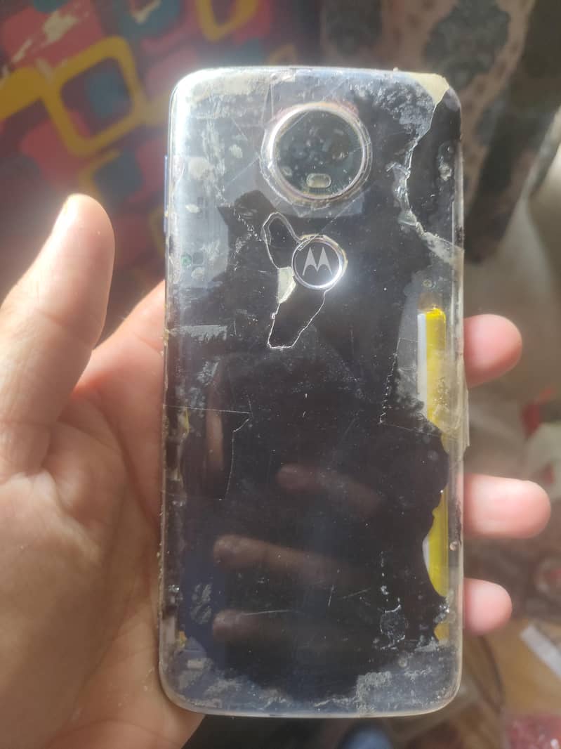 Motorola e4 plus 1