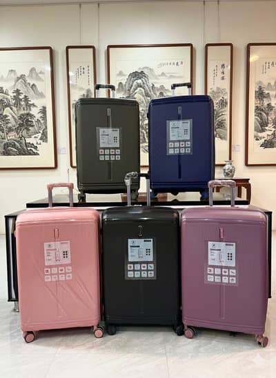 Luggage Suitcase I CARRY ITALY Traveling Bag Imported Trolly Bag