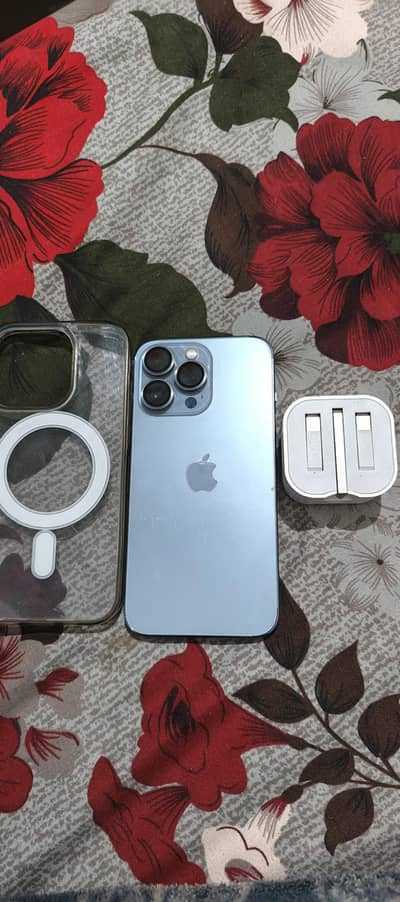 I Phone 13 pro factory unlock 256 gb