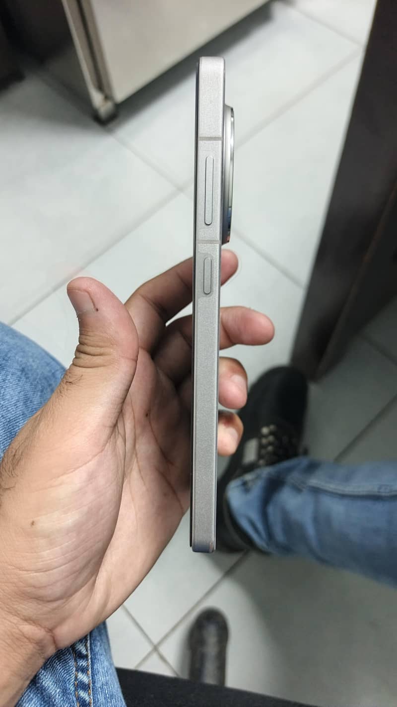 OnePlus Ace 5 1
