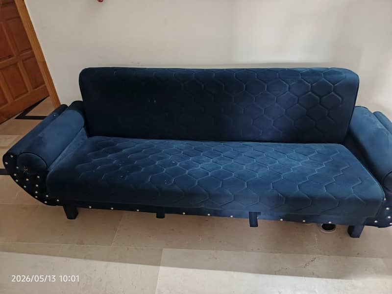 sofa combed just like new 0