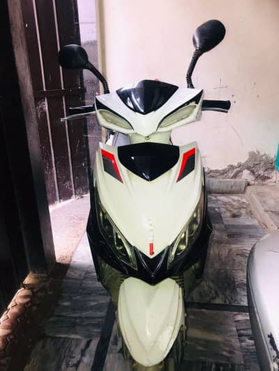 Scooty
