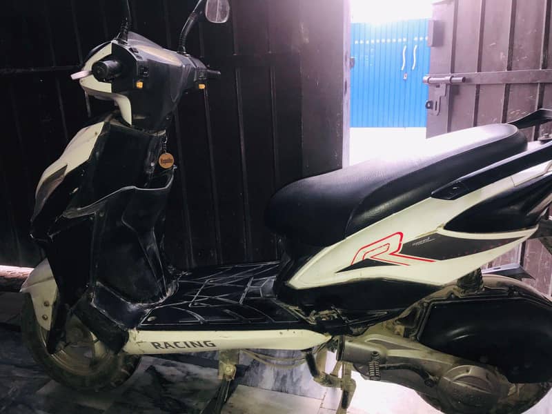 Scooty 1