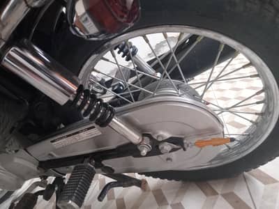 bilkul ok 10/10 urgent sale 25 model seriously buyer contect