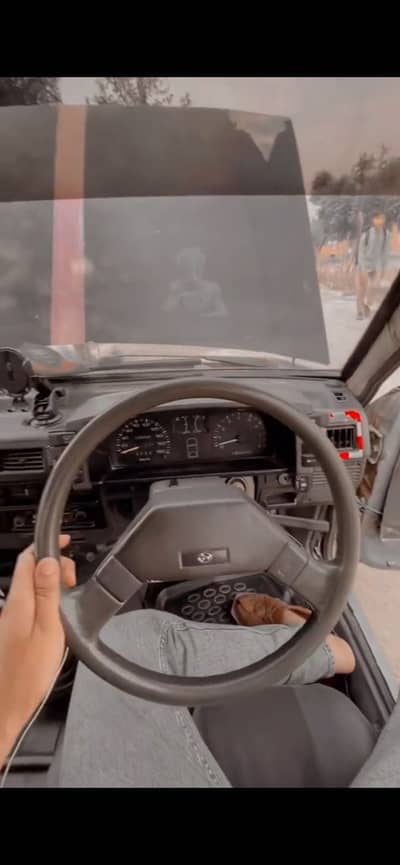 Subaru car with vitz engine n gaer 2lac se niche wale rabta na kren