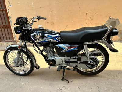 125 2025 Model for sale