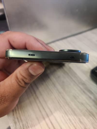 Vivo Y400