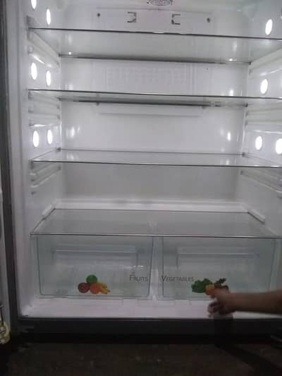DEFROZ DOUBLE DOOR FRIDGE IN GOOD CONDITION CONTACT 03143225468
