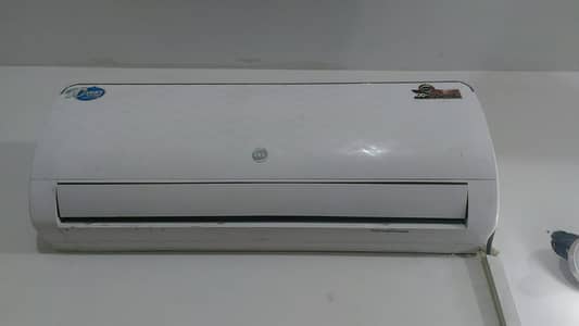 PEL Inverter Split AC 1 Ton