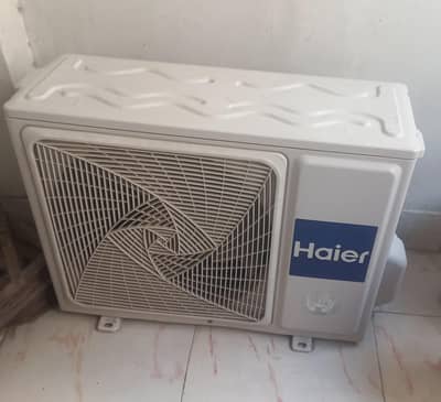 haier 1 ton box pack 1 season used only 65000