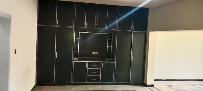 6 marla 2.5 story house for rent