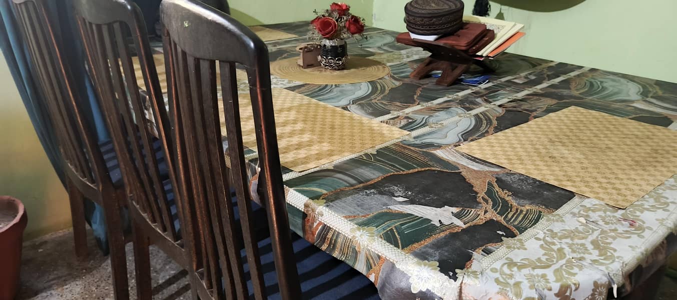 Dinning Table 5