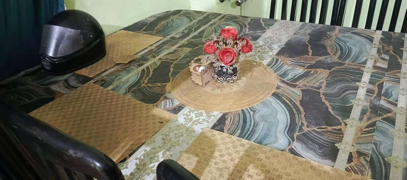 Dinning Table 7