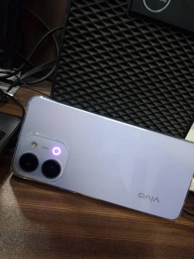 VIVO Y 05