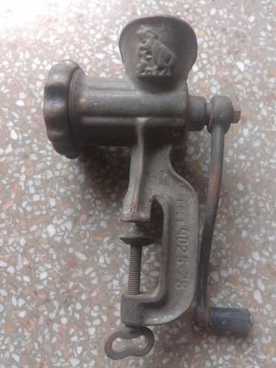 meat grinder machine