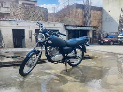 Suzuki GS 150 2023