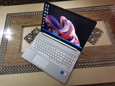 HP 15s Laptop | Core i7 12th Gen | 16GB RAM | 512GB SSD | 15.6" FHD