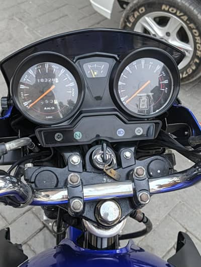 YAMAHA YBR 125