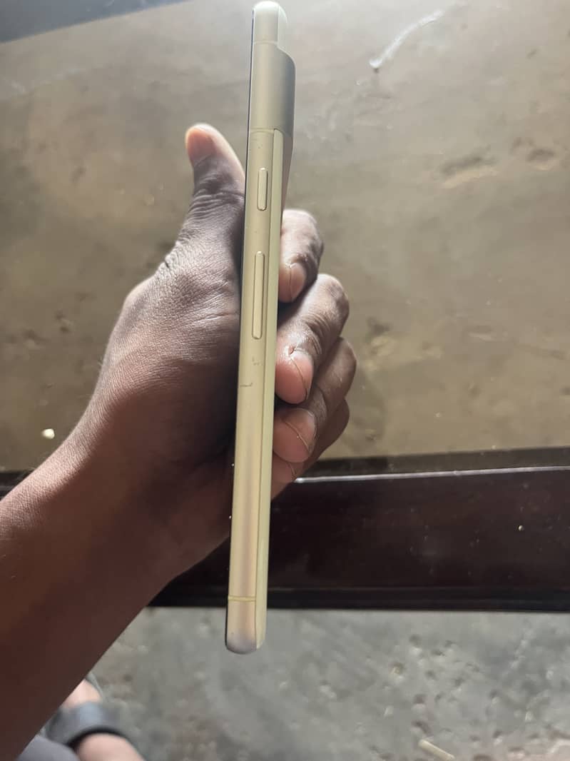 Google pixel 7 4