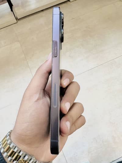 Iphone 16 pro max non pta jv