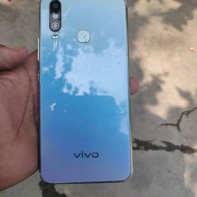 vivo y17 front camera main thori c dust hai baqi all ok