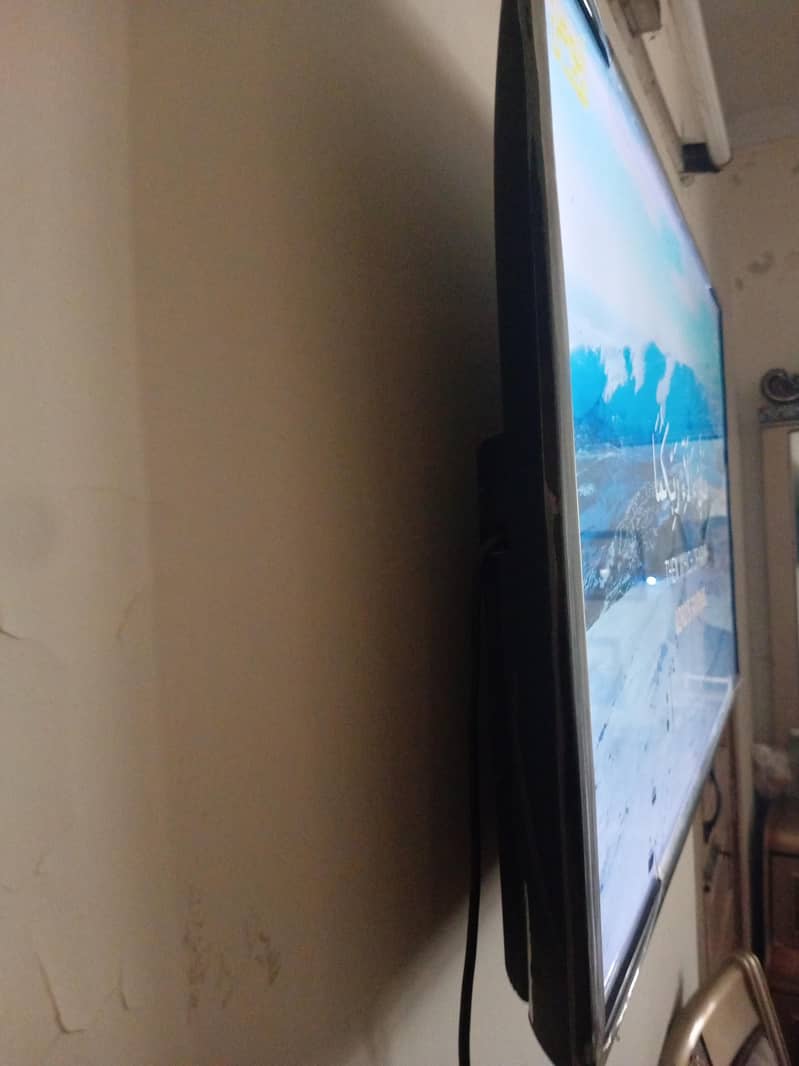 LED LCD 1