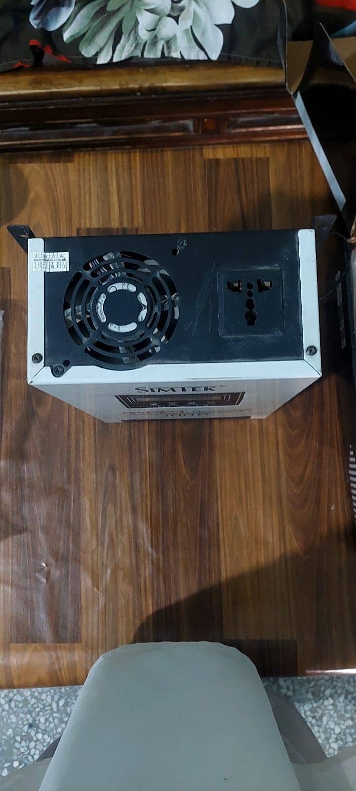 Simtech MPPT Charge Controller  100 AH 1