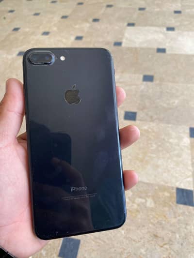 Iphone 7 plus non pta whit box   water pick candition 10.10