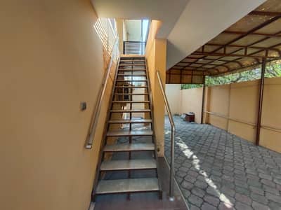 UPPER PORTION FOR RENT IN F-7