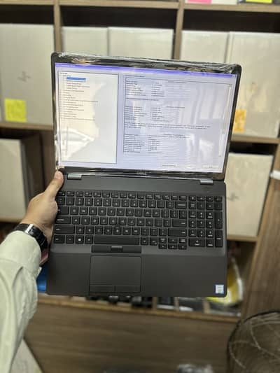 Dell Precision 3540 | Core i7-8th | 8GB 256GB | 2GB
