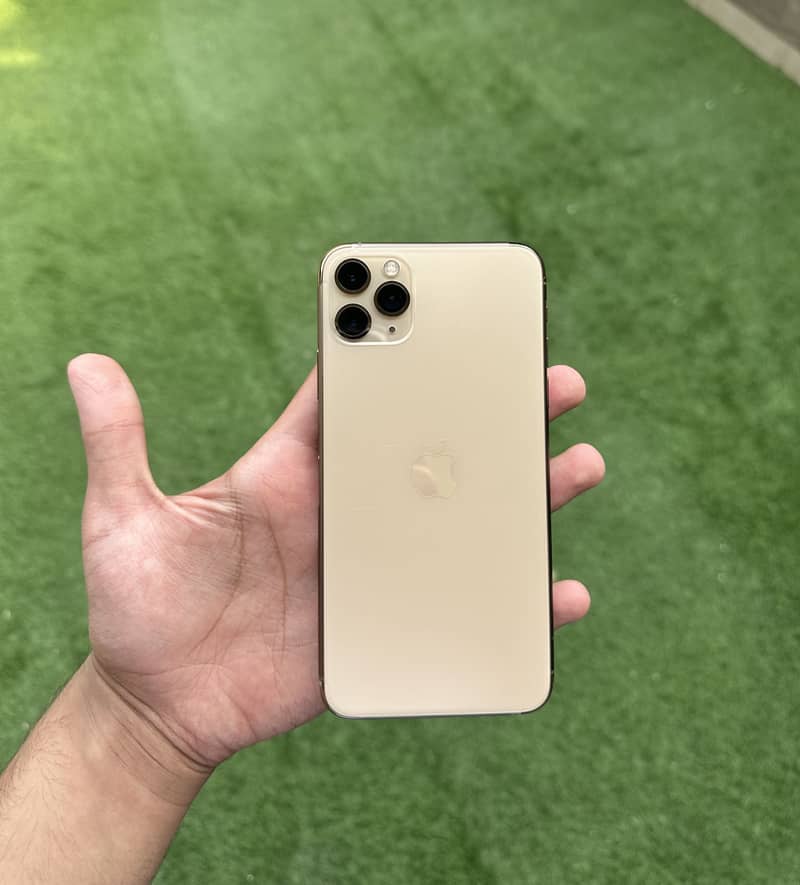 iPhone 11 Pro Max 5