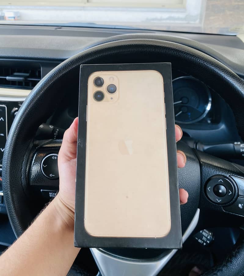 iPhone 11 Pro Max 6