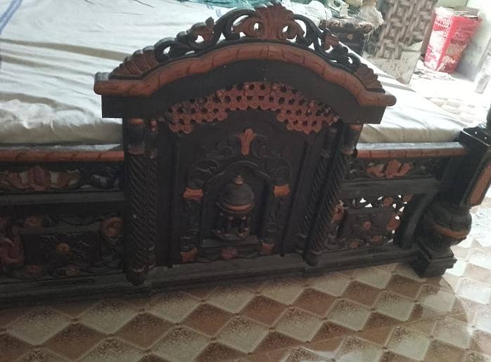 king size bed 1