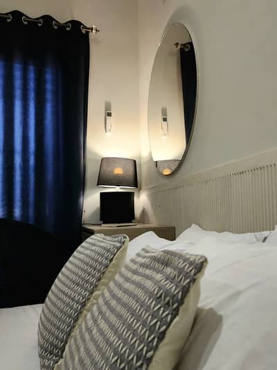 Ultra luxurious apartment for short term stay